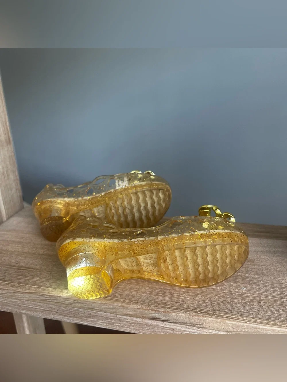 Disney Parks Princess Belle Light-Up Glitter Jelly Shoes Gold Kids 9/10 Beauty &